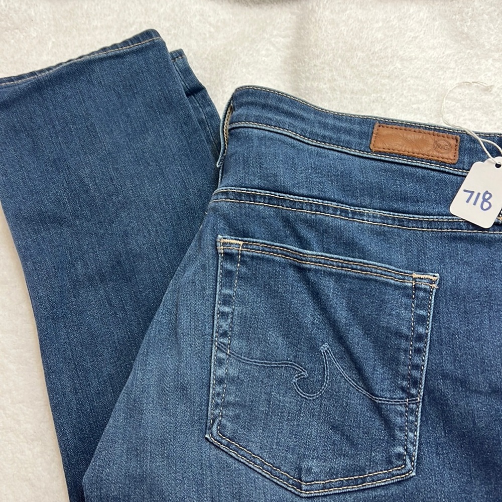 EUC AG JEANS SIZE 28